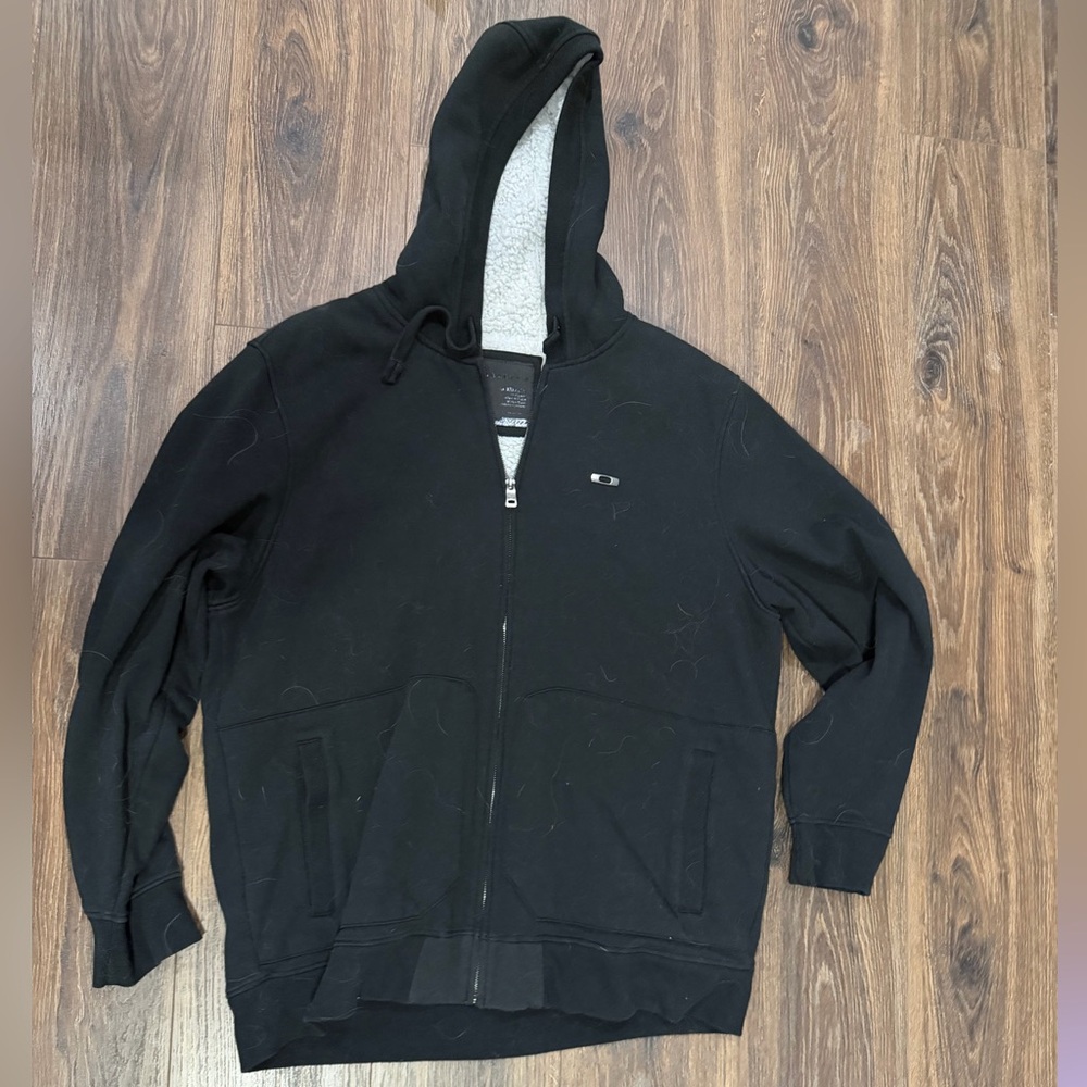 Oakley Black Zip-Up Men's Sweater- fur lined